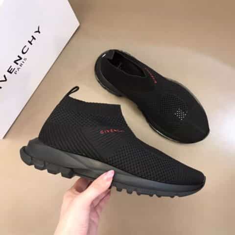 Givenchy 纪梵希   2021黑色透气科技网眼布材质男士Spectre慢跑鞋