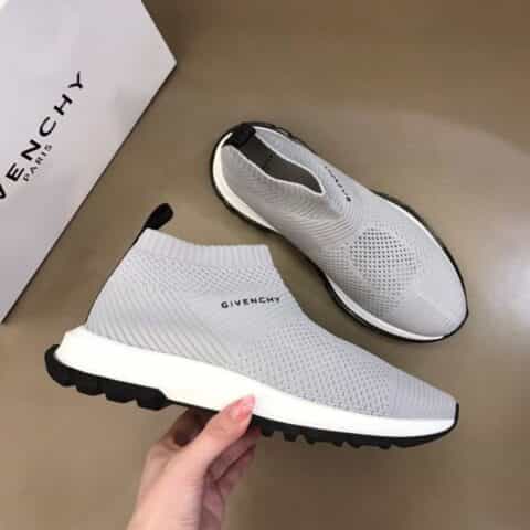 Givenchy 纪梵希   2021黑色透气科技网眼布材质男士Spectre慢跑鞋