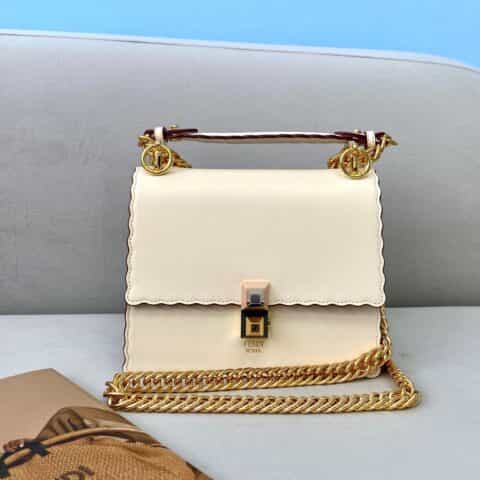 FENDI芬迪KANI牛皮迷你款手袋381