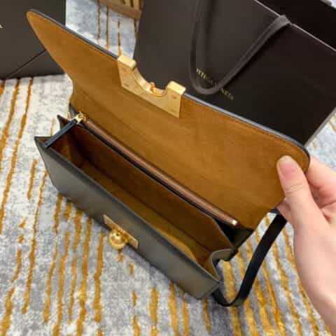 Bottega Veneta葆蝶家 Classic 28CM单肩斜挎包 578009布纹黑色