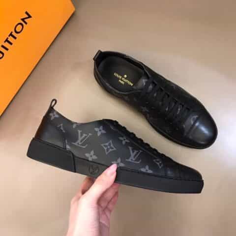 LV/路易威登    路易家Monogram Eclipse帆布奢品男士低帮休闲运动鞋
