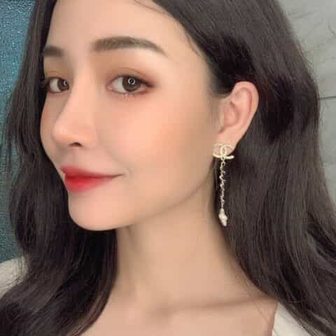 20新款CHANEL香奈儿黑皮绳双c耳钉耳环