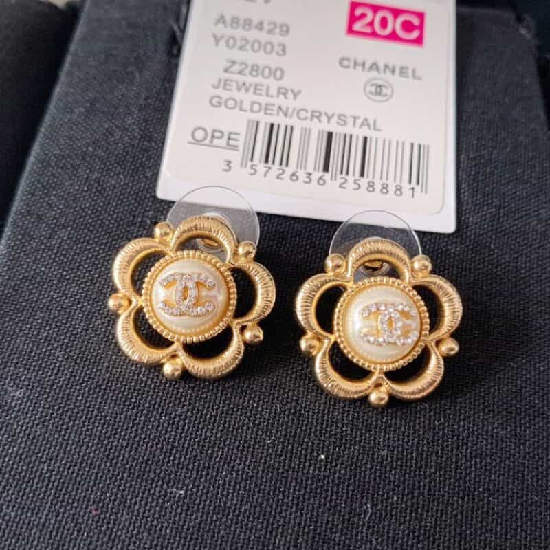 20新款CHANEL香奈儿双c花朵珍珠耳钉耳环