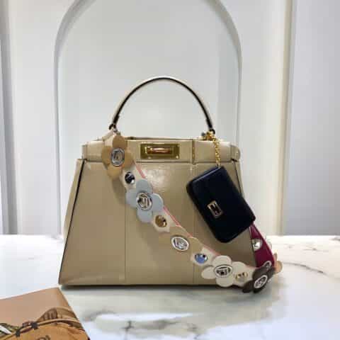 FENDI芬迪油蜡皮peekaboo系列手袋2116m