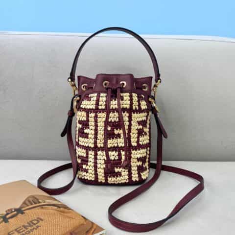 FENDI芬迪拉菲草纯手工编织迷你水桶包8278