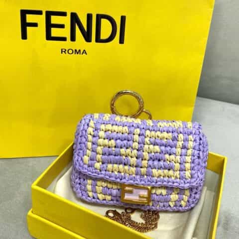 FENDI芬迪纯手工编织mini baguette手袋8277