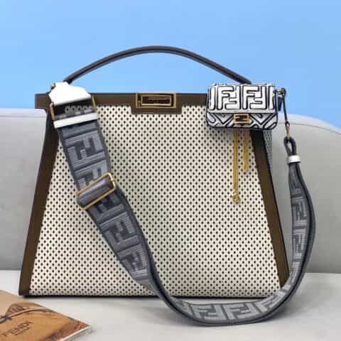 FENDI芬迪Peekaboo X-LITE 镂空款手袋319