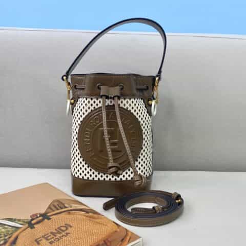 FENDI芬迪迷你镂空水桶包0511S