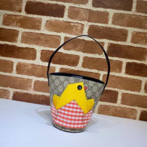 GUCCI古驰儿童饰小鸡水桶包606193