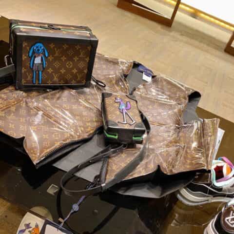 Louis Vuitton LV Soft Trunk 卡通兔子邮差包 M45619