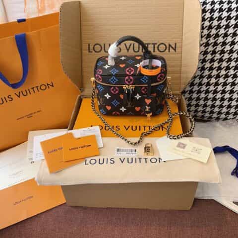 Louis Vuitton LV Game On Vanity PM 三彩化妆包M57482 M57458