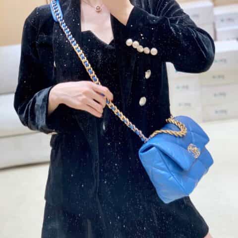 Chanel香奈儿 19 Flap Bag AS1160小号26CM蓝色