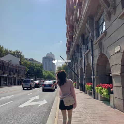 Chanel香奈儿 19 Flap Bag AS1160小号26CM杏色