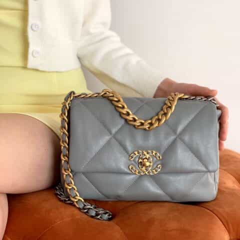 Chanel香奈儿 19 Flap Bag AS1160小号26CM灰色