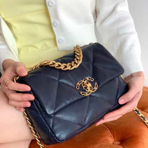 Chanel香奈儿 19 Flap Bag AS1160小号26CM深蓝色