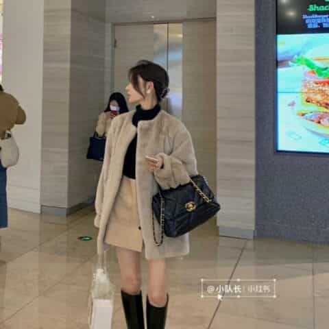 Chanel香奈儿 19 Flap Bag AS1161中号30CM黑色