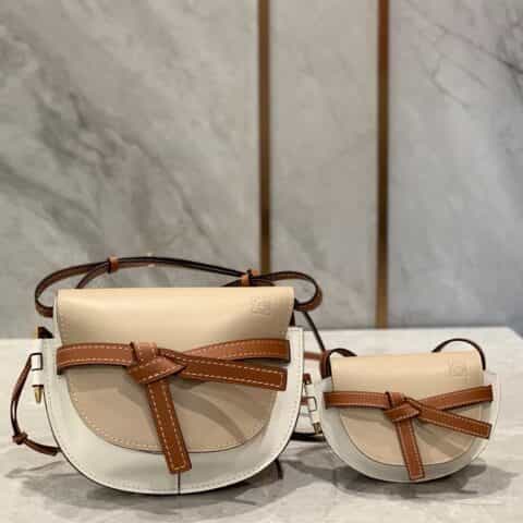 Loewe罗意威 Small Gate bag 马鞍包 0301杏拼白20CM