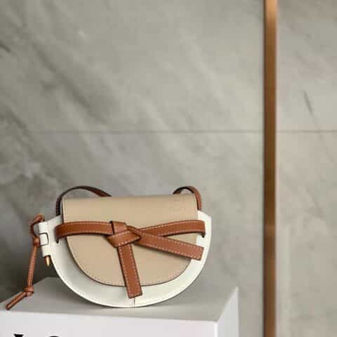 Loewe罗意威 Mini Gate bag 马鞍包 0328杏拼白15CM