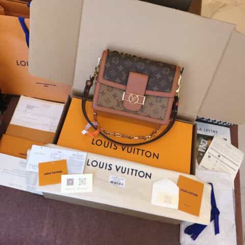 Louis Vuitton LV Dauphine MM 达芙妮肩背包 M44391