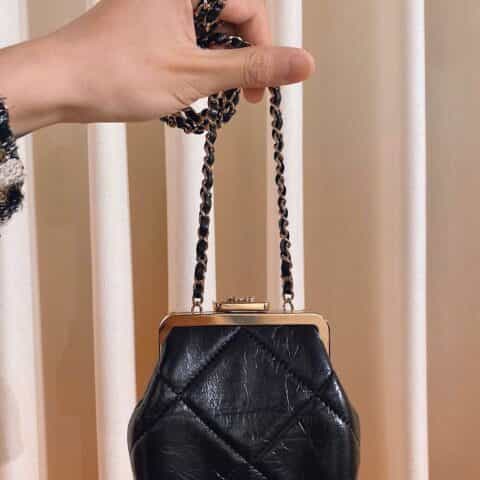 Chanel Mini Clutch with Chain链子小包夹子包AP1555 B03941 94305