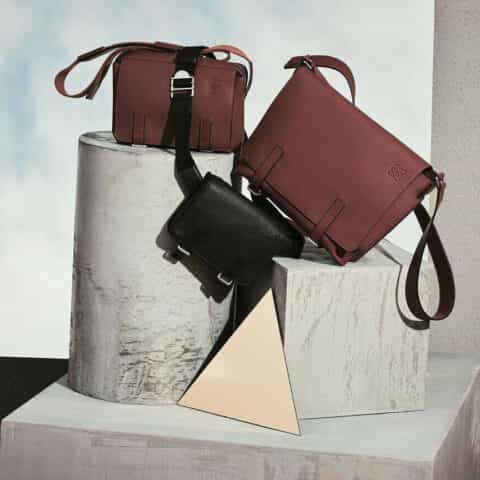 LOEWE罗意威 柔软粒面牛皮革军用腰包 0525