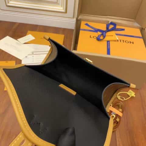 Louis Vuitton LV Ivy Bag M44919