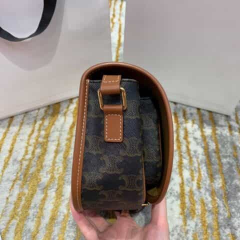 Celine思琳 Medium Folco bag 马鞍包 191502