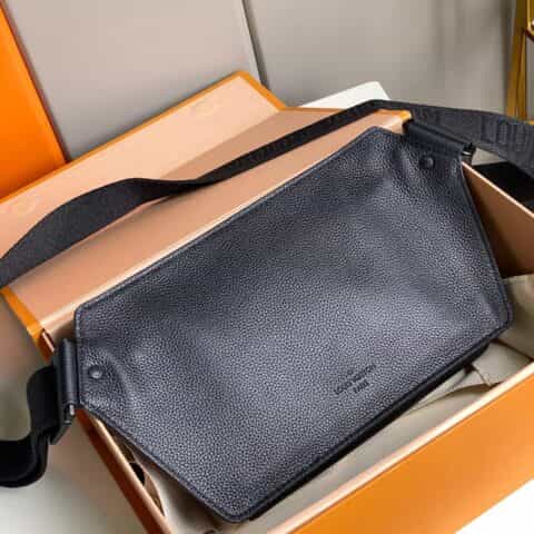 Louis Vuitton LV Slingbag单肩包 M57081