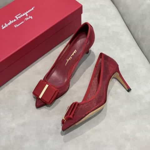 salvatore Ferragamo  菲拉格慕春夏新款波点蕾丝网布面尖头高跟平底芭蕾舞单鞋