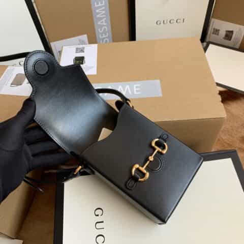 Gucci 1995马衔扣手袋 全皮625615