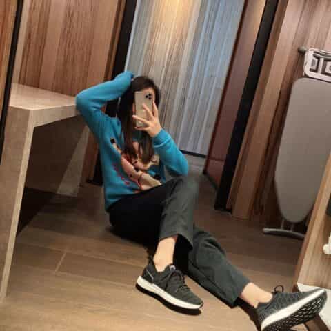 chanel香奈儿  后脚跟标志性女士运动鞋