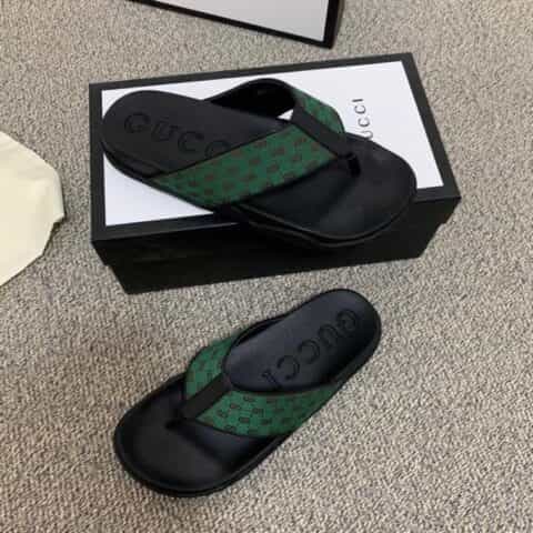 GUCCI古驰   采用饰有品牌标识的经典红绿织带男士凉鞋