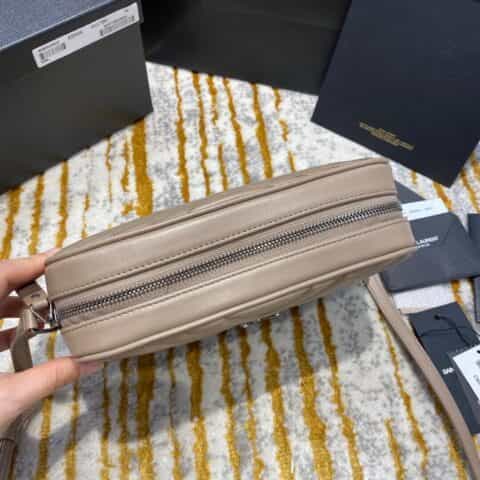 Saint laurent Ysl Lou Bag 相机包 520534奶茶色银扣