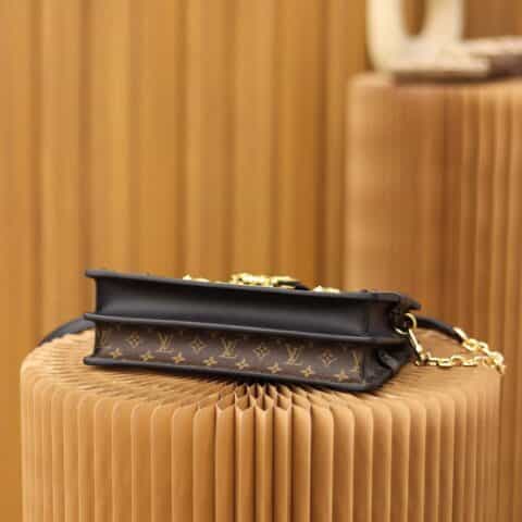 Louis Vuitton LV Trunk Clutch 软箱子 M43596