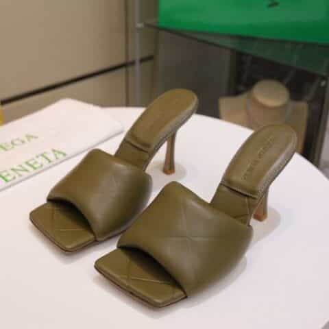 Bottega veneta/BV21FW早春新款方头高跟凉鞋