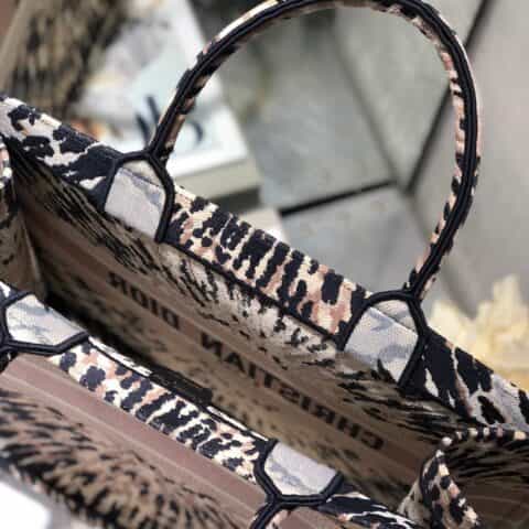 Dior Book Tote 多色刺绣托特包 M1286ZJAI_M884