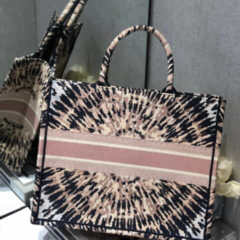 Dior Book Tote 多色刺绣托特包 M1286ZJAI_M884