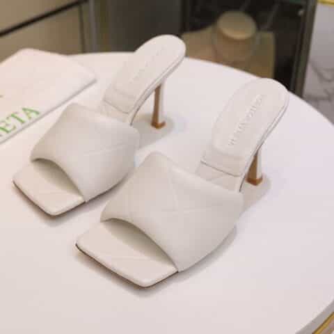 Bottega veneta/BV21FW早春新款方头高跟凉鞋