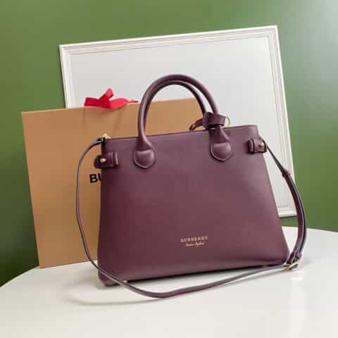 Burberry巴宝莉粒纹小牛皮The Banner 班纳手袋7941