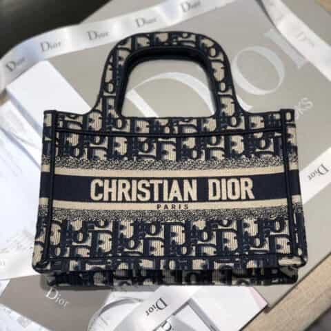 Dior Book tote 刺绣托特包 M1271