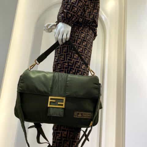 FENDI芬迪尼龙材质手提肩背包0131L