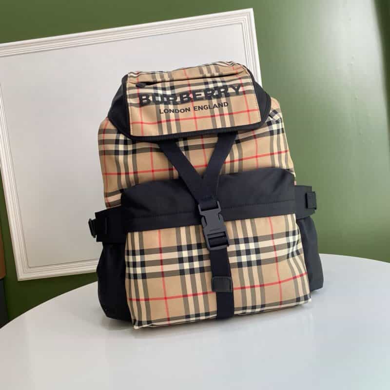 Burberry巴宝莉Vintage 复古格纹尼龙材质双肩包