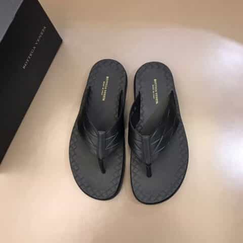 BV葆蝶家    B .V春夏编织压纹牛皮男士拖鞋