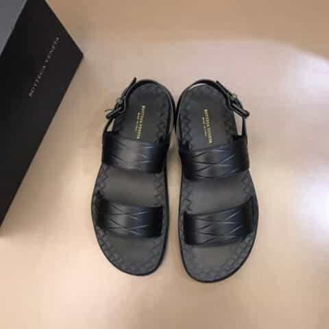 BV葆蝶家    B .V春夏编织压纹牛皮男士拖鞋