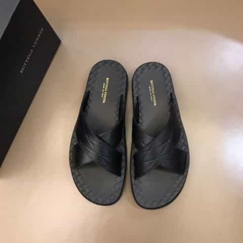BV葆蝶家    B .V春夏编织压纹牛皮男士拖鞋