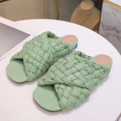 Bottega veneta葆蝶家   BV21FW早春新款方头高跟凉鞋