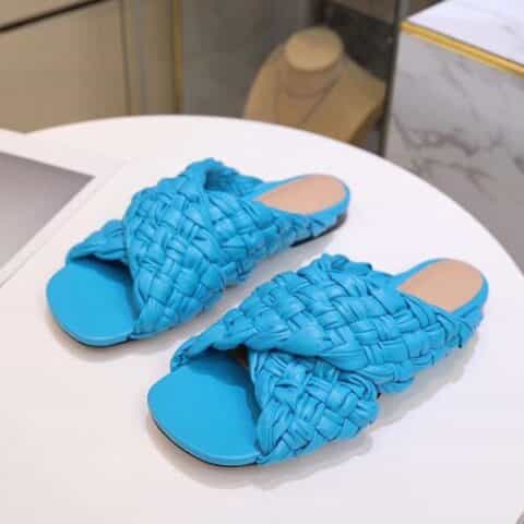 Bottega veneta葆蝶家   BV21FW早春新款方头高跟凉鞋