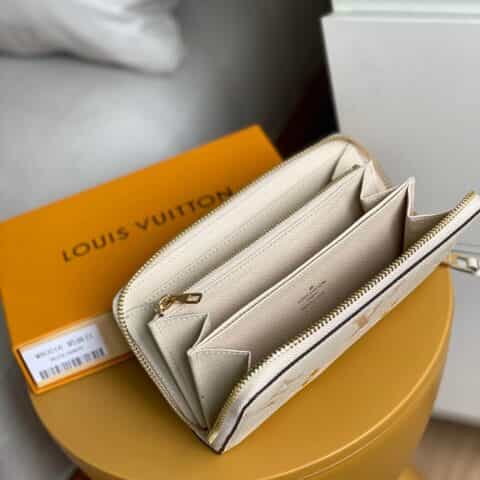 Louis Vuitton LV Zippy 长款拉链钱夹 M80402
