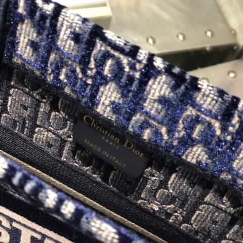 Dior蓝色天鹅绒Oblique印花Book Tote Bag M1286ZWVF_M928