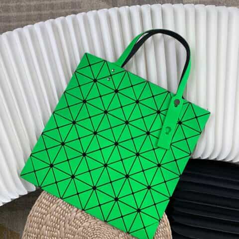 三宅一生雾面钻石斜纹系列钻石纹手提袋